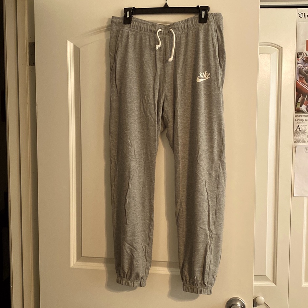 Only wore a few times! Love them but they’re too big for me!